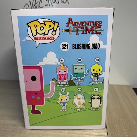 Funko Pop! Television Blushing Pink BMO from Adventure Time vaulted - Picture 3 of 6